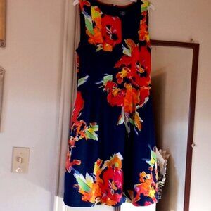 Vince Comuto Lurex material dress.